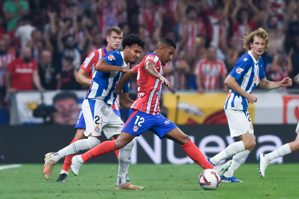 [NBA]乐福三分不中 卡马拉神兵天降补扣得手