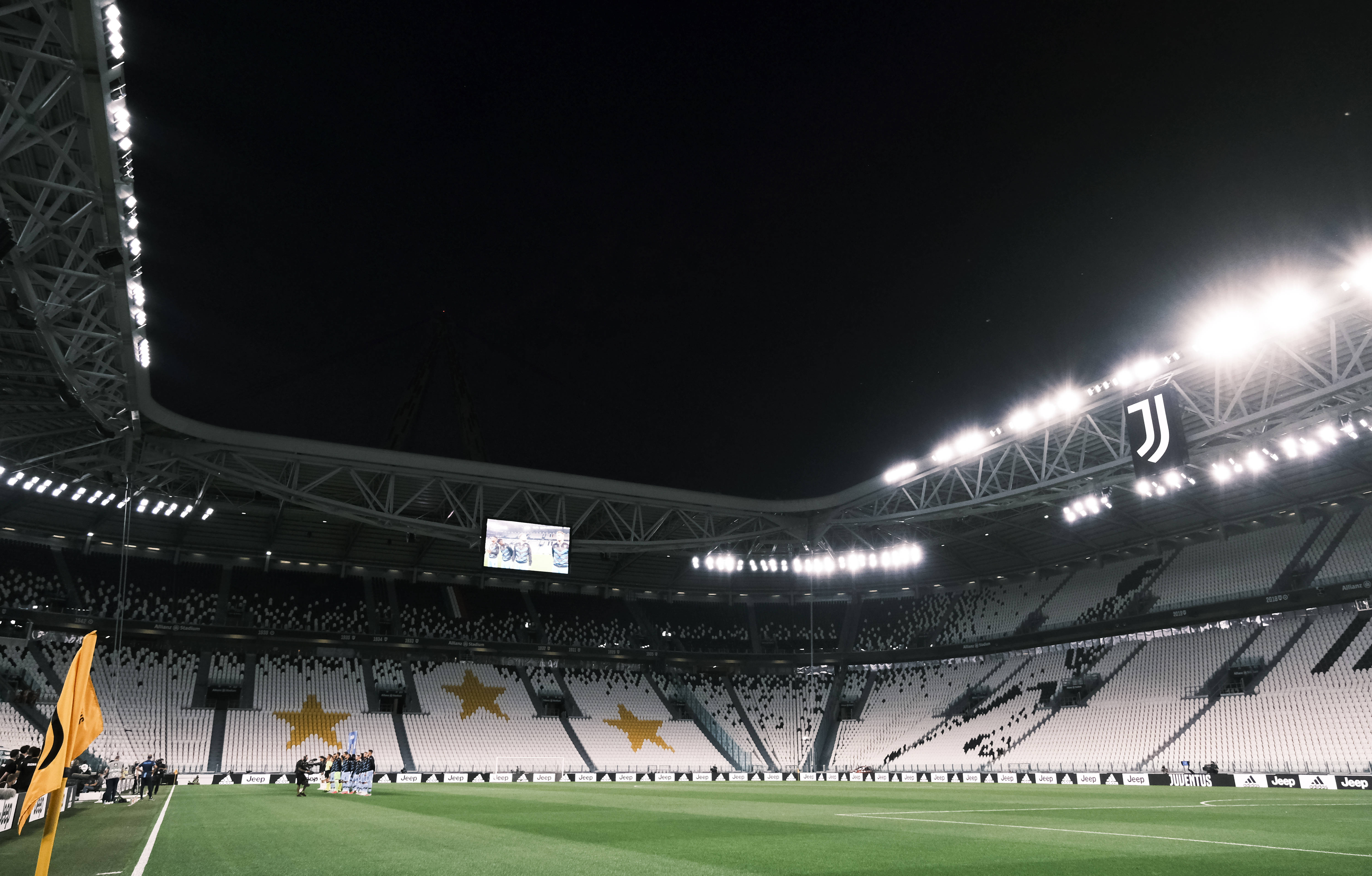 最佳新秀概率82%断崖第一！弗拉格又创6纪录 美媒侧证詹皇伟大